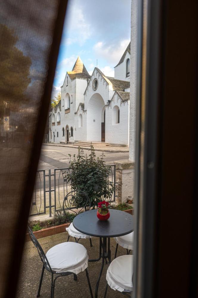 Dea Luxury Casa Vacanze- Zona Chiesa A Trullo - Αλμπερομπέλο Εξωτερικό φωτογραφία