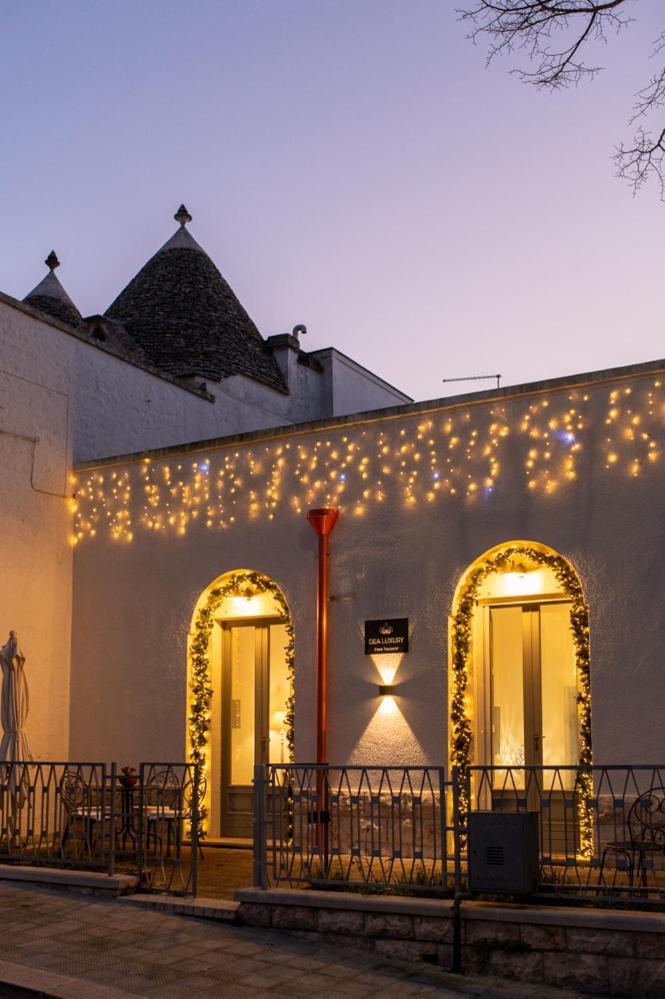 Dea Luxury Casa Vacanze- Zona Chiesa A Trullo - Αλμπερομπέλο Εξωτερικό φωτογραφία