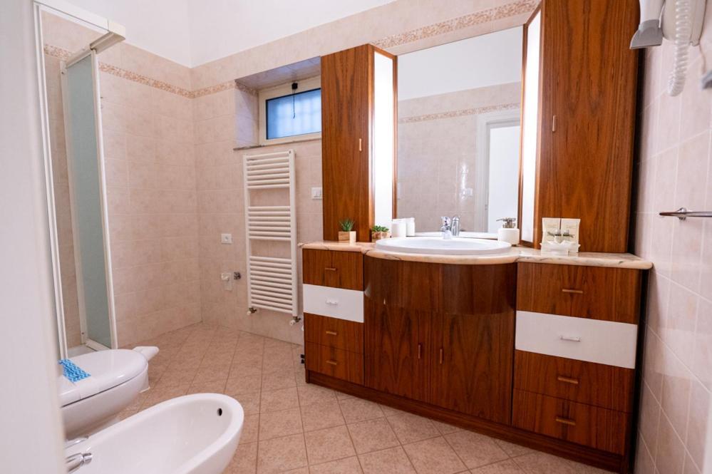 Dea Luxury Casa Vacanze- Zona Chiesa A Trullo - Αλμπερομπέλο Εξωτερικό φωτογραφία